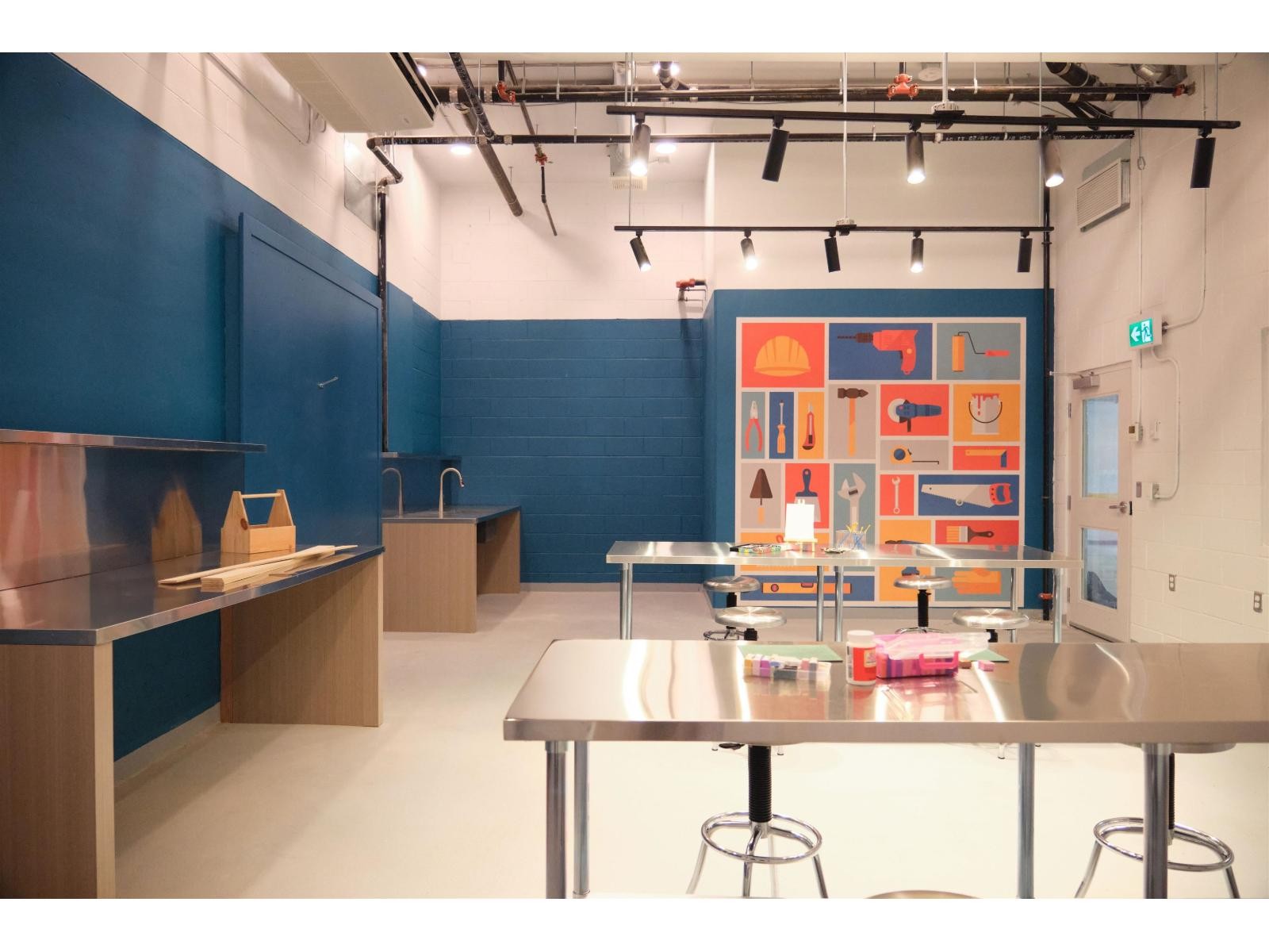 












208 1342 JOHNSTON ROAD

,
White Rock,




British Columbia
V4B0C7

