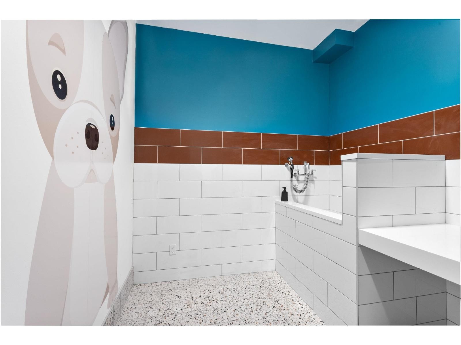 












208 1342 JOHNSTON ROAD

,
White Rock,




British Columbia
V4B0C7

