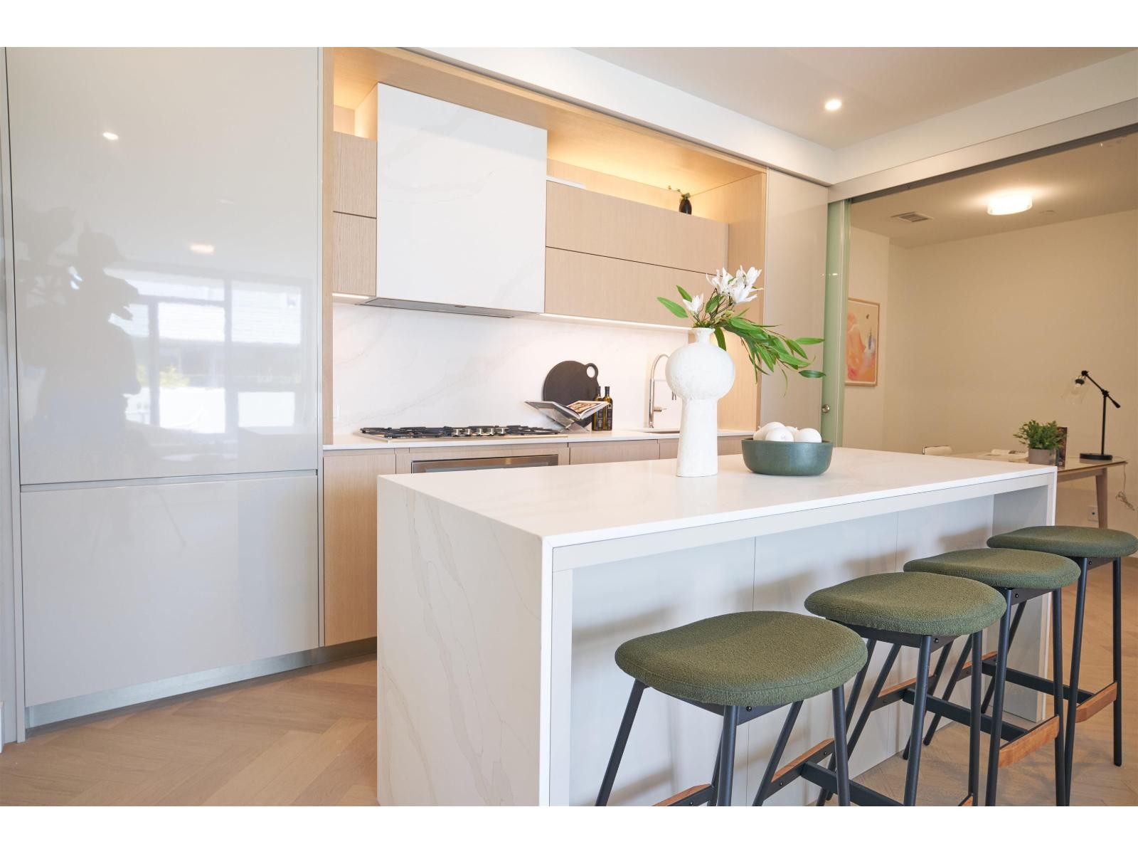 












208 1342 JOHNSTON ROAD

,
White Rock,




British Columbia
V4B0C7

