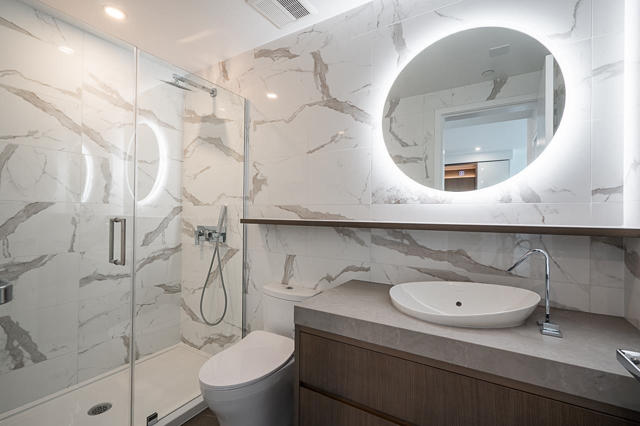 












212 1342 JOHNSTON ROAD

,
White Rock,




British Columbia
V4B0C7

