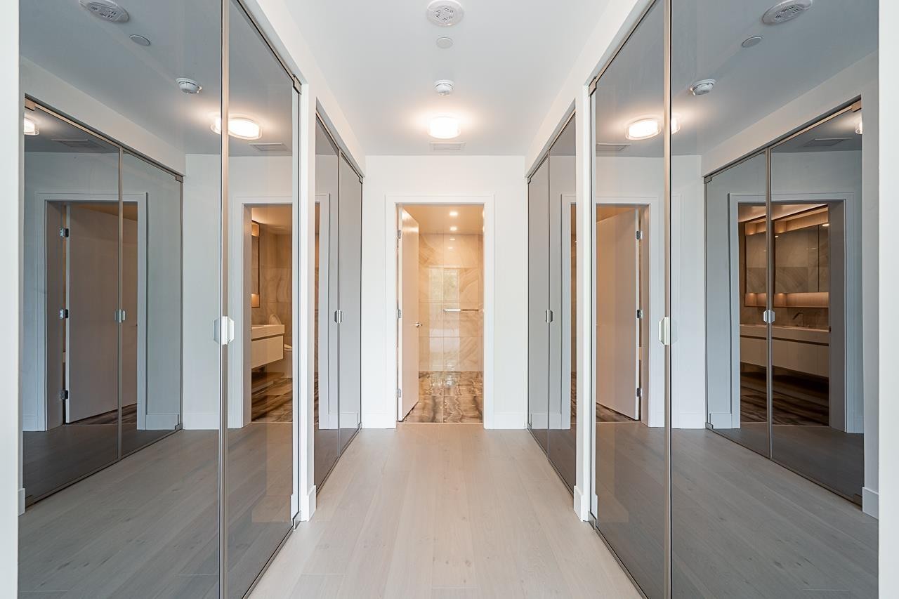 












212 1342 JOHNSTON ROAD

,
White Rock,




British Columbia
V4B0C7

