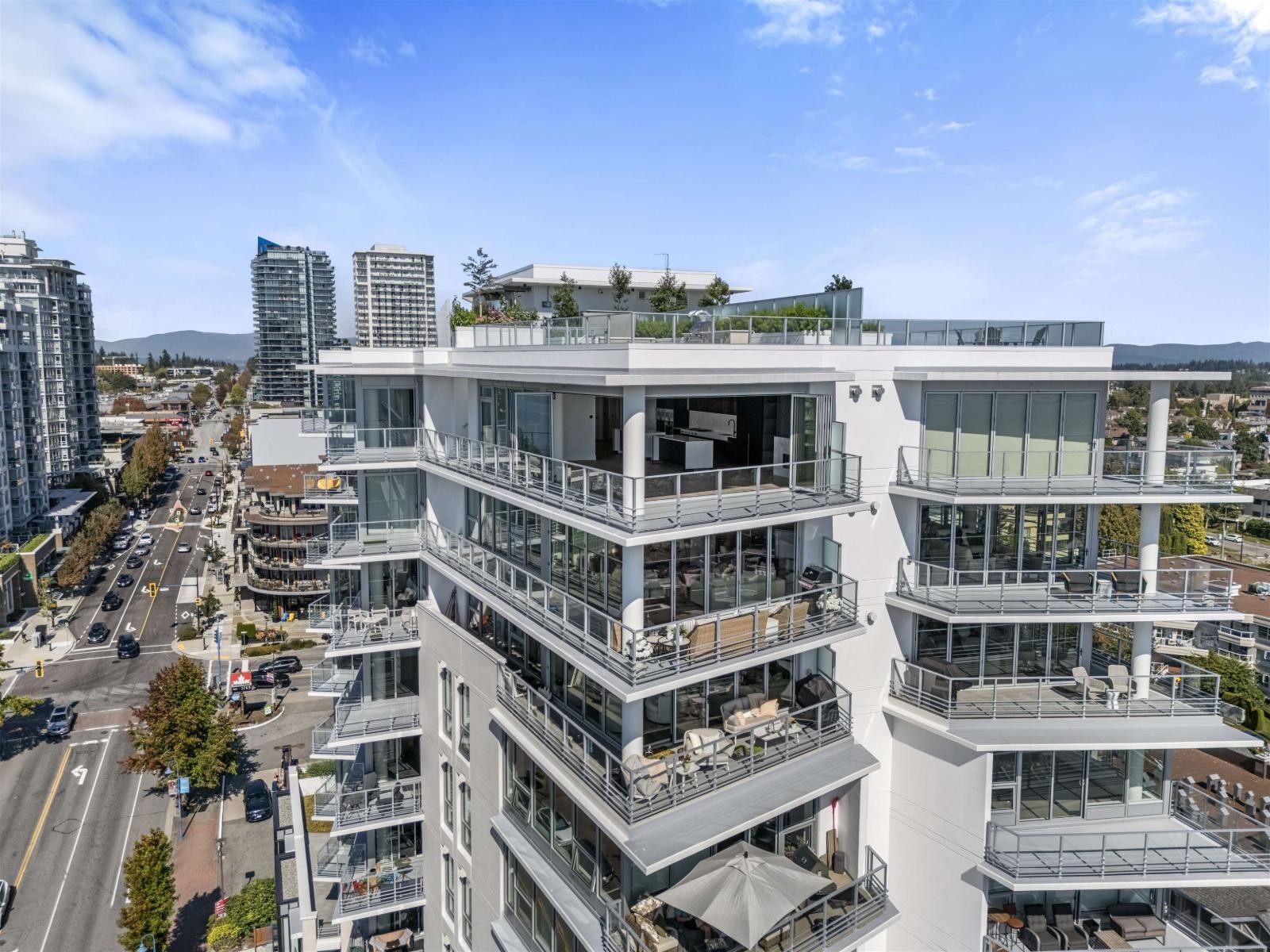 












1302 1342 JOHNSTON ROAD

,
White Rock,




British Columbia
V4B0C7

