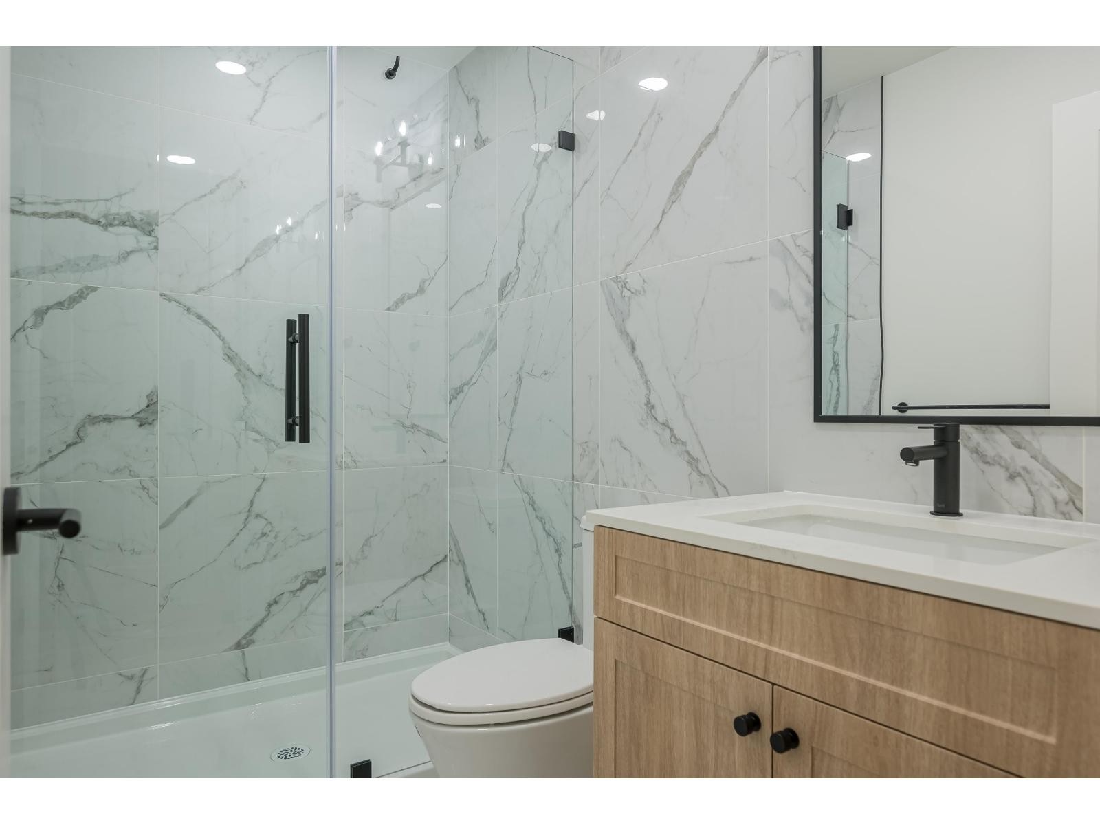 












404 19885 76 AVENUE

,
Langley,




British Columbia
V2Y4M5

