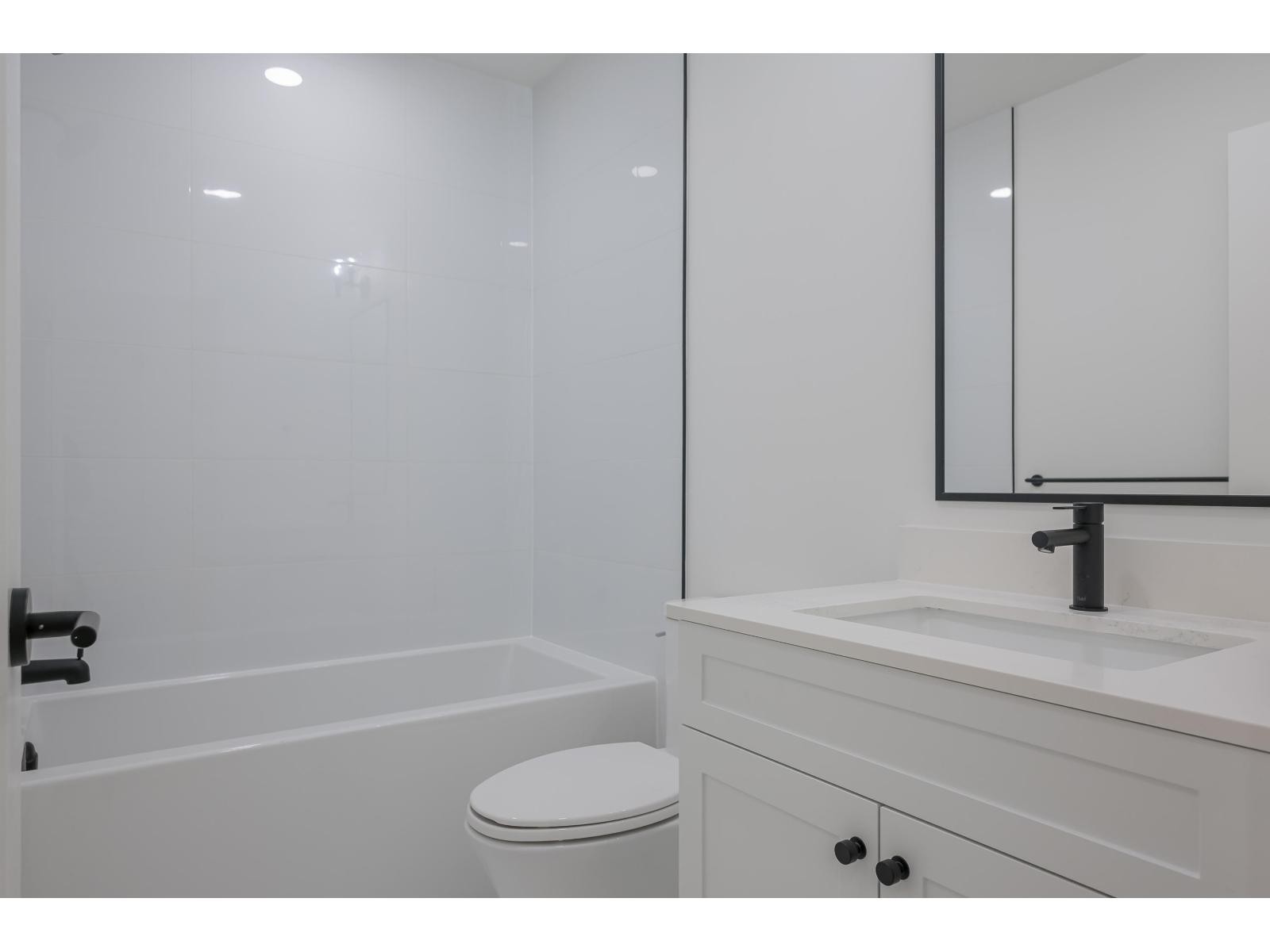 












404 19885 76 AVENUE

,
Langley,




British Columbia
V2Y4M5

