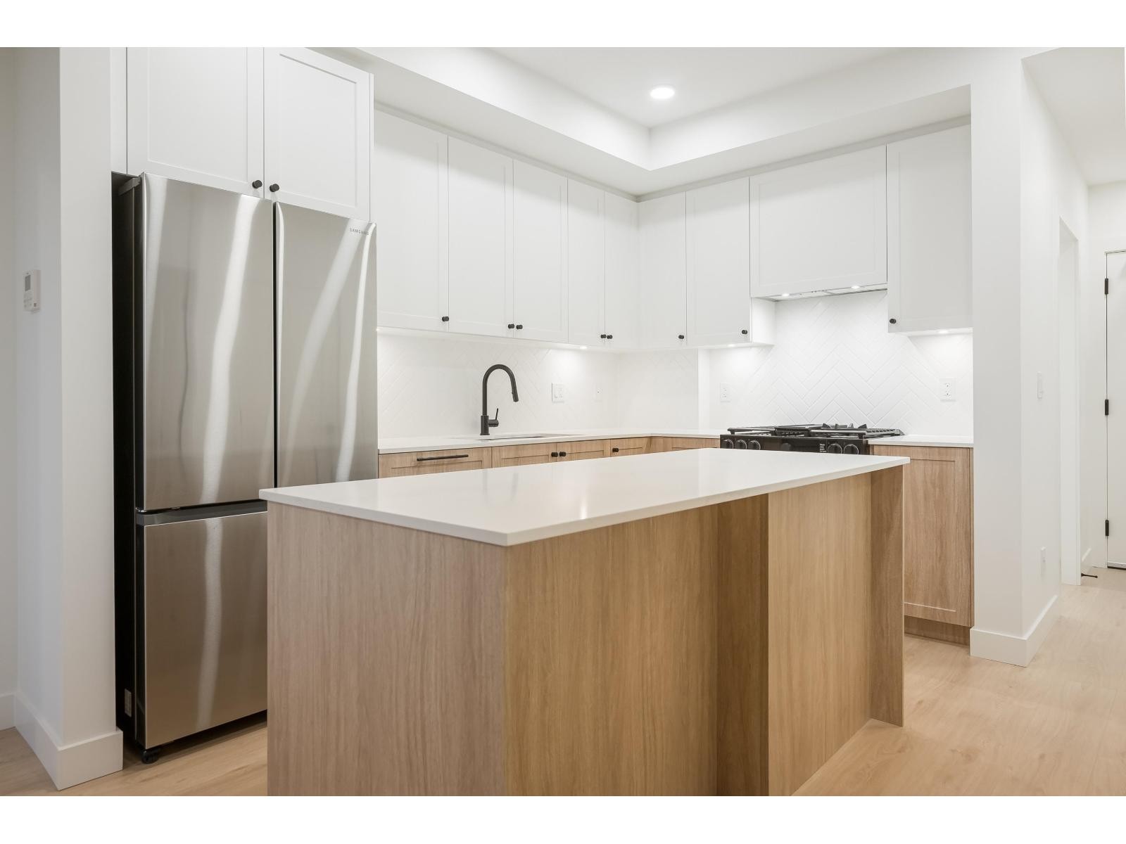 












404 19885 76 AVENUE

,
Langley,




British Columbia
V2Y4M5

