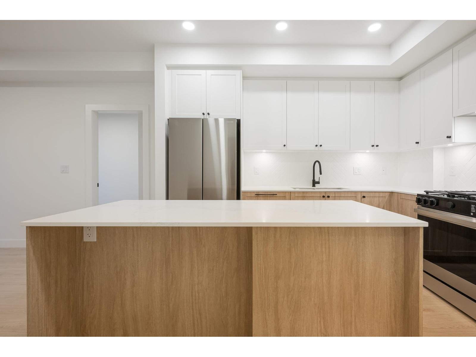 












404 19885 76 AVENUE

,
Langley,




British Columbia
V2Y4M5

