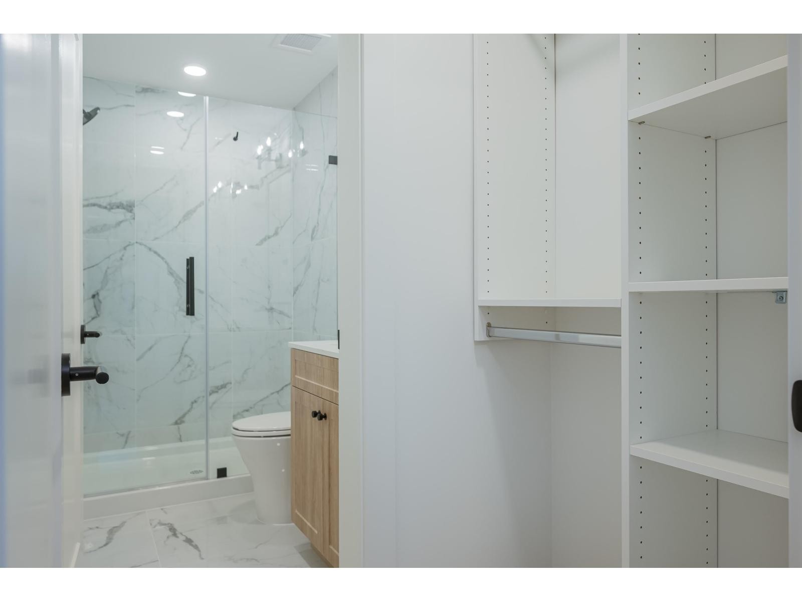 












404 19885 76 AVENUE

,
Langley,




British Columbia
V2Y4M5

