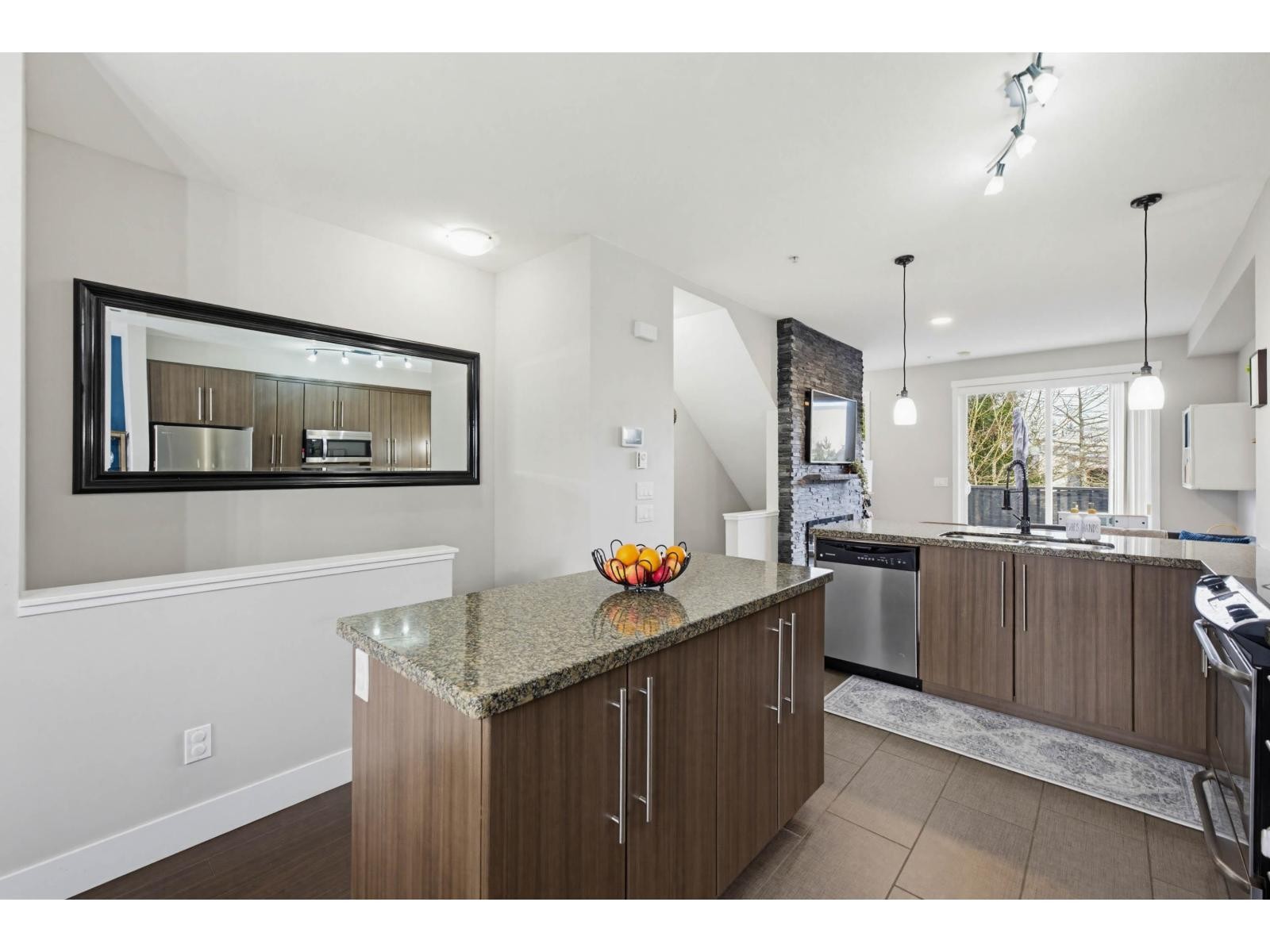 












11 8250 209B STREET

,
Langley,




British Columbia
V2Y0J7

