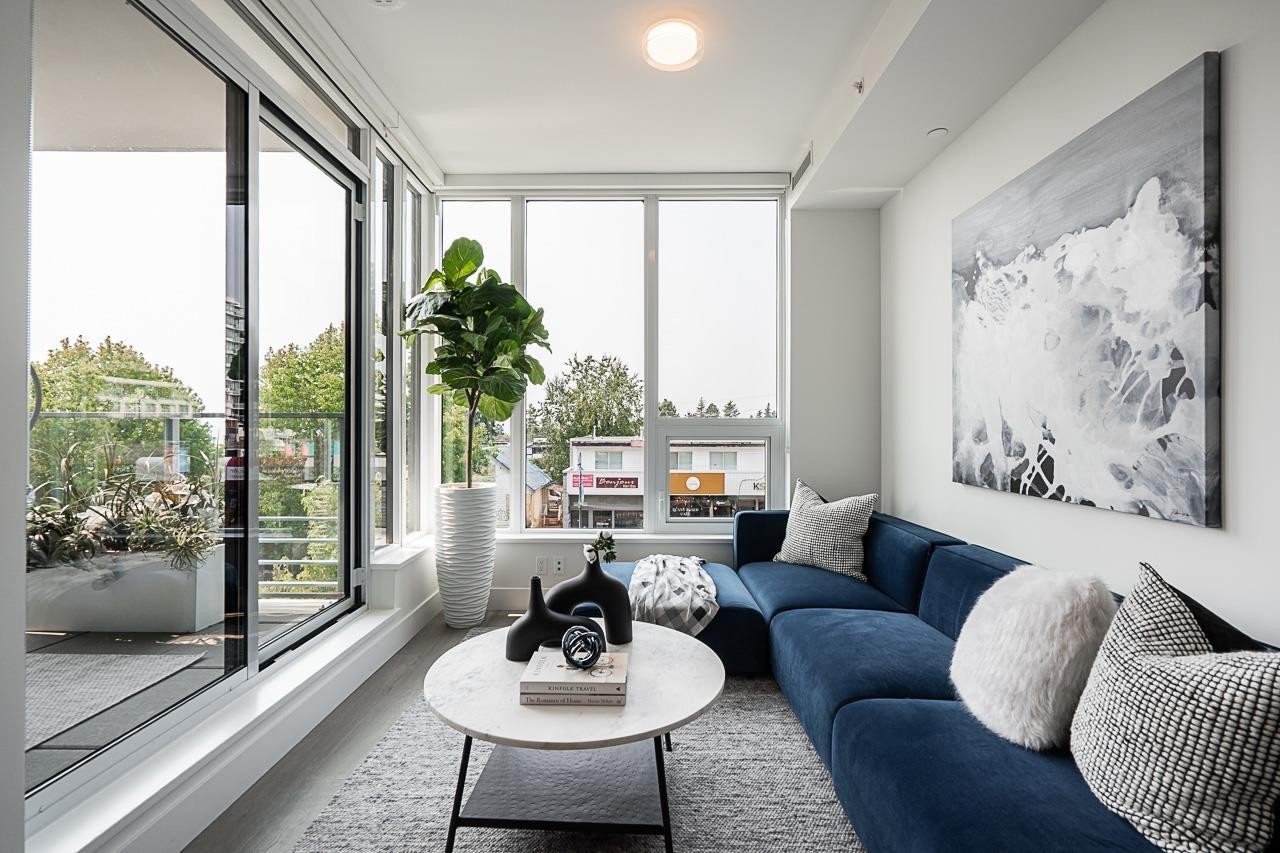 












317 1342 JOHNSTON ROAD

,
White Rock,




British Columbia
V4B0C7

