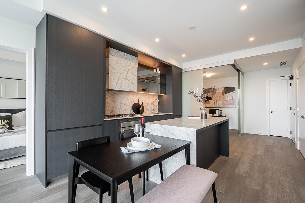 












317 1342 JOHNSTON ROAD

,
White Rock,




British Columbia
V4B0C7

