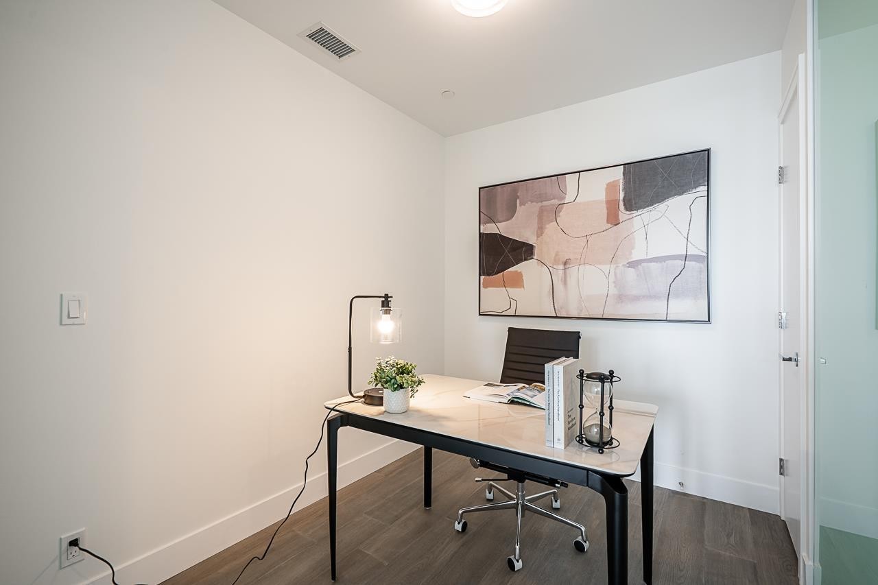 












317 1342 JOHNSTON ROAD

,
White Rock,




British Columbia
V4B0C7

