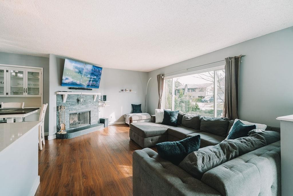 












8173 SUMAC PLACE

,
Mission,




British Columbia
V2V5L2

