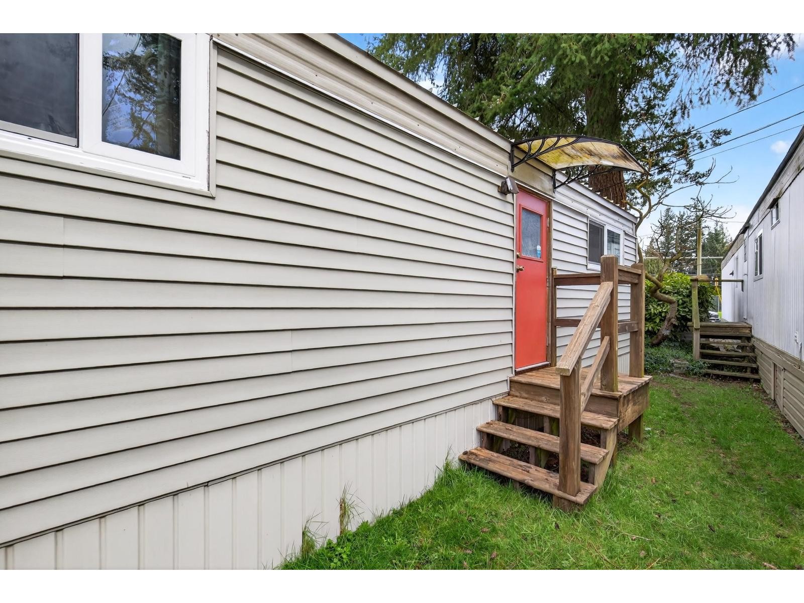 












8 24330 FRASER HIGHWAY

,
Langley,




British Columbia
V2Z1N2

