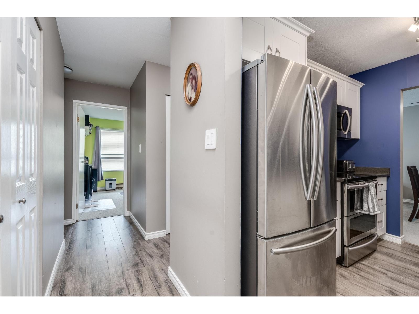 












307 32124 TIMS AVENUE

,
Abbotsford,




British Columbia
V2T2H4

