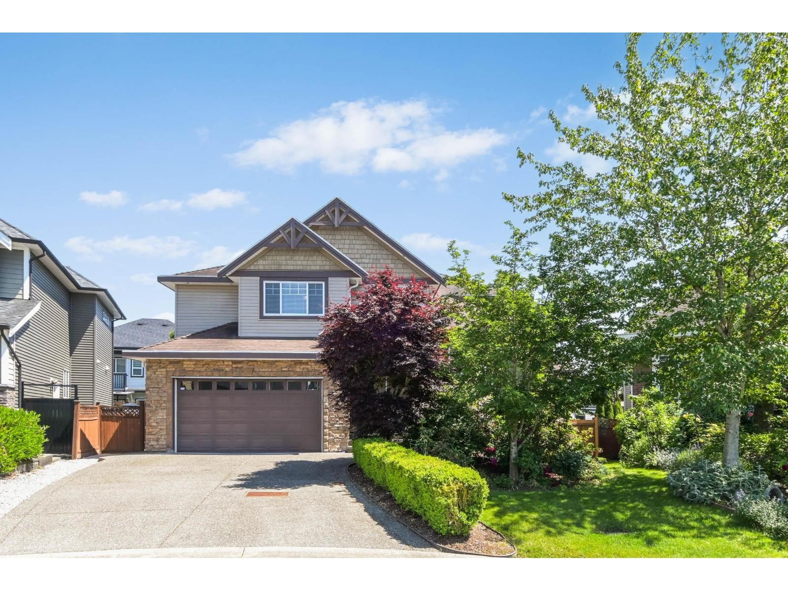 












19698 71B AVENUE

,
Langley,




British Columbia
V2Y3A4

