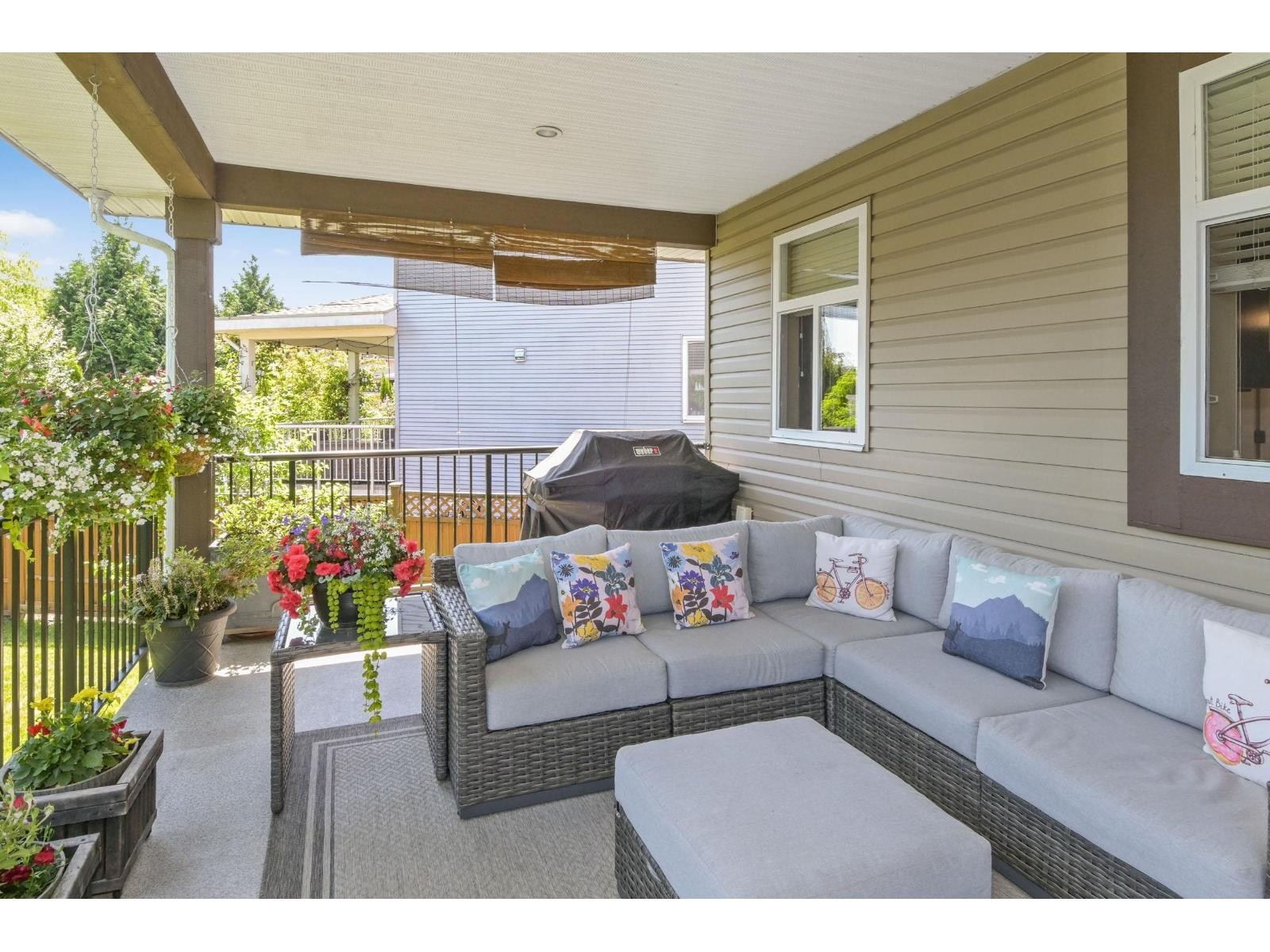 












19698 71B AVENUE

,
Langley,




British Columbia
V2Y3A4

