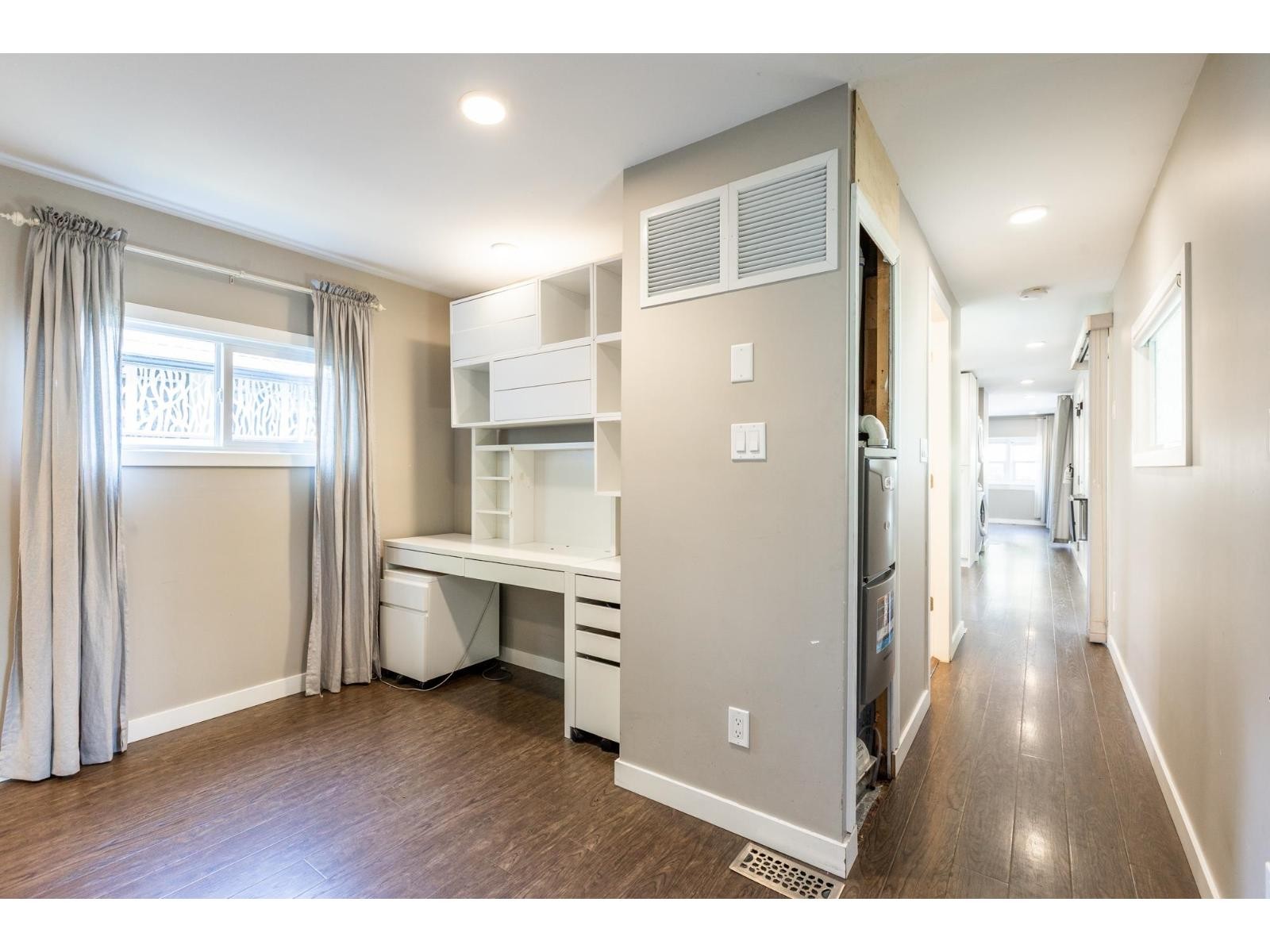 












80 1840 160 STREET

,
Surrey,




British Columbia
V4A4X4

