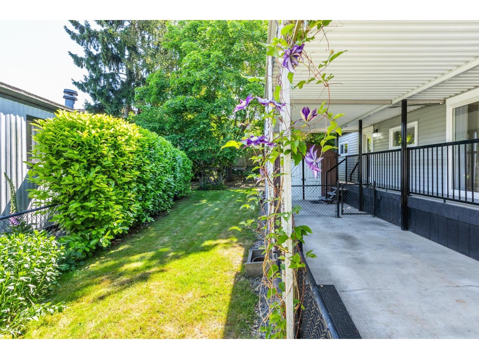 












80 1840 160 STREET

,
Surrey,




British Columbia
V4A4X4

