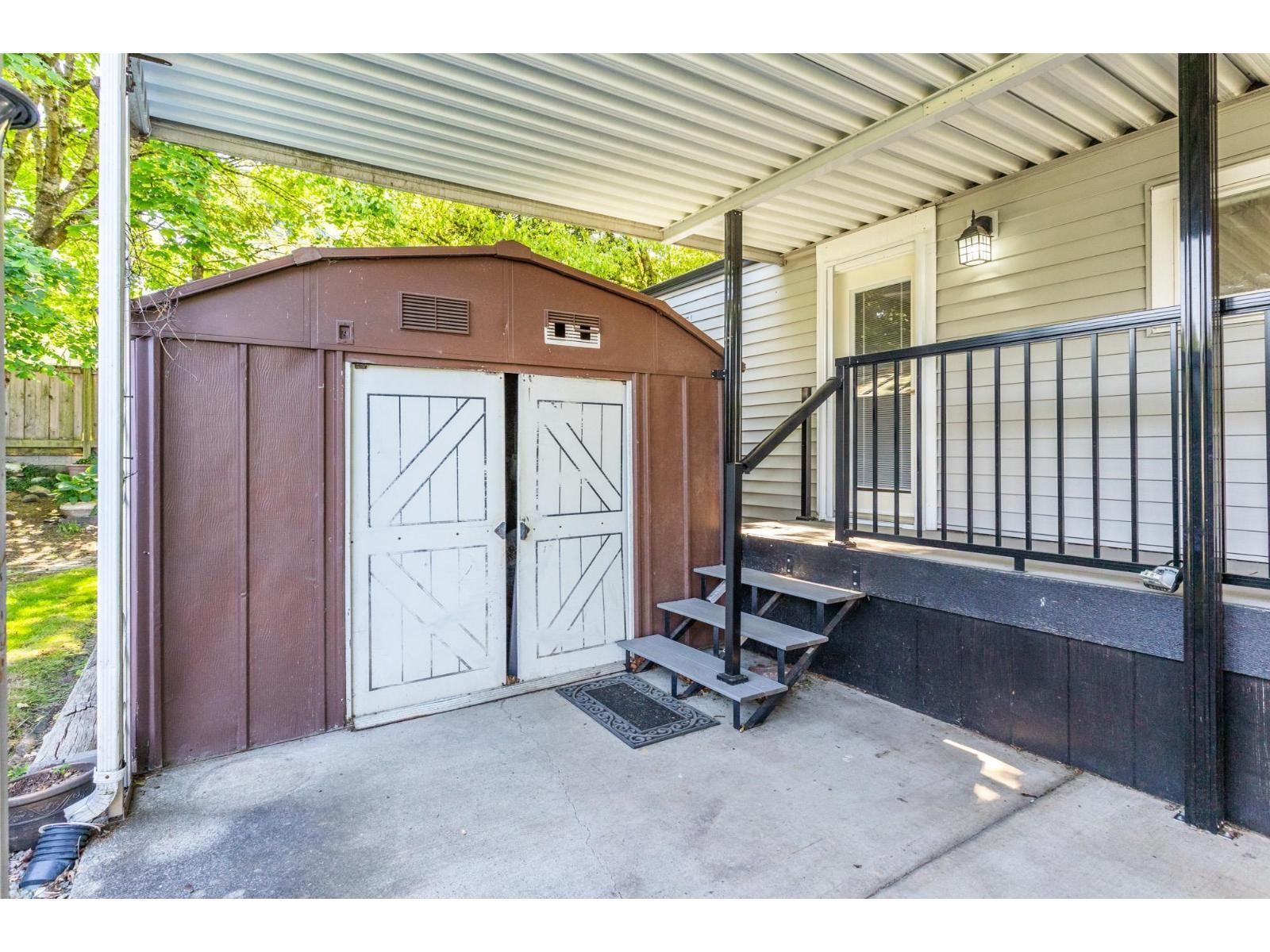 












80 1840 160 STREET

,
Surrey,




British Columbia
V4A4X4


