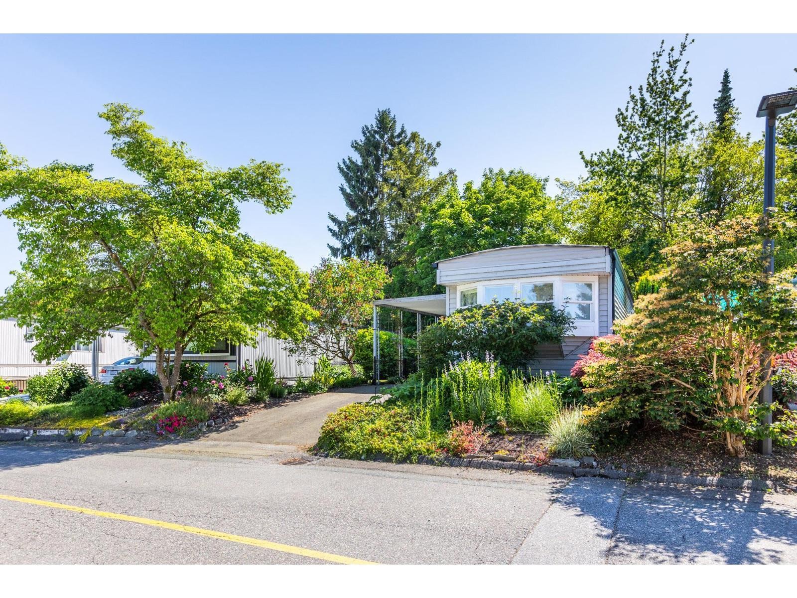 












80 1840 160 STREET

,
Surrey,




British Columbia
V4A4X4

