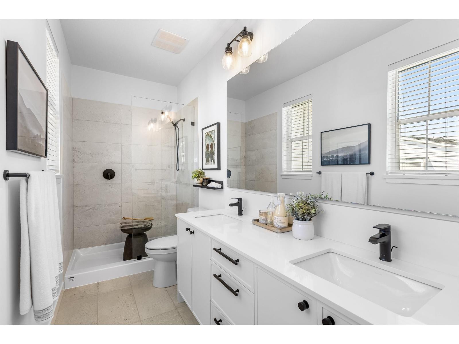 












35 2891 MONTROSE AVENUE

,
Abbotsford,




British Columbia
N0N0N0

