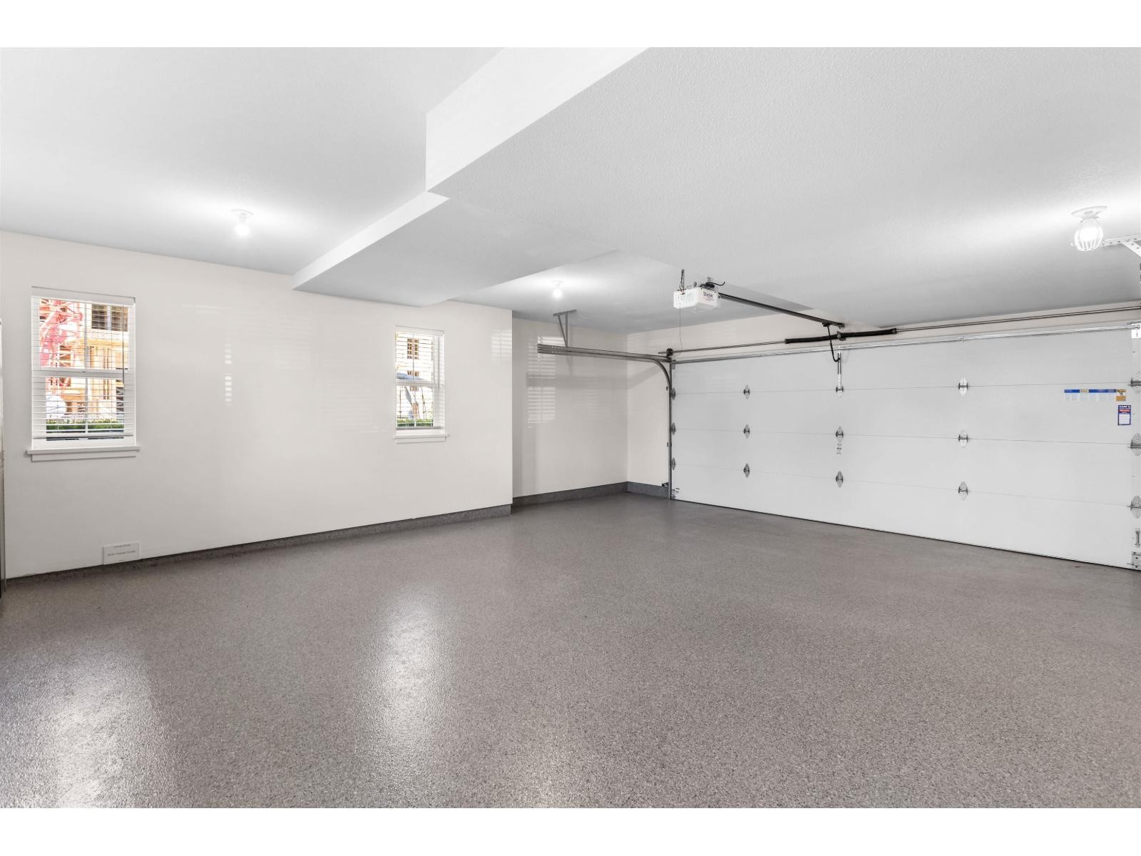 












35 2891 MONTROSE AVENUE

,
Abbotsford,




British Columbia
N0N0N0

