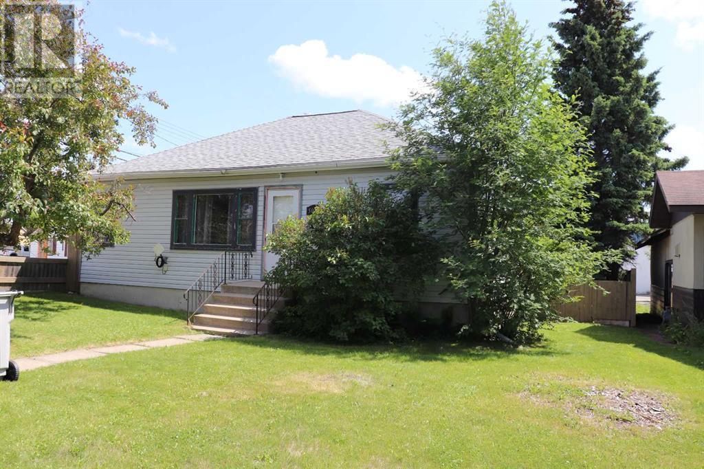 












5015 6 Avenue

,
Edson,




Alberta
T7E1T5


