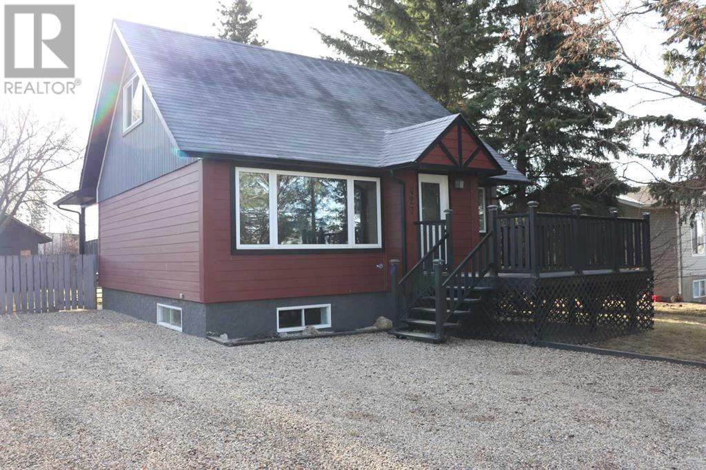 












427 70 Street

,
Edson,




Alberta
T7E1M8

