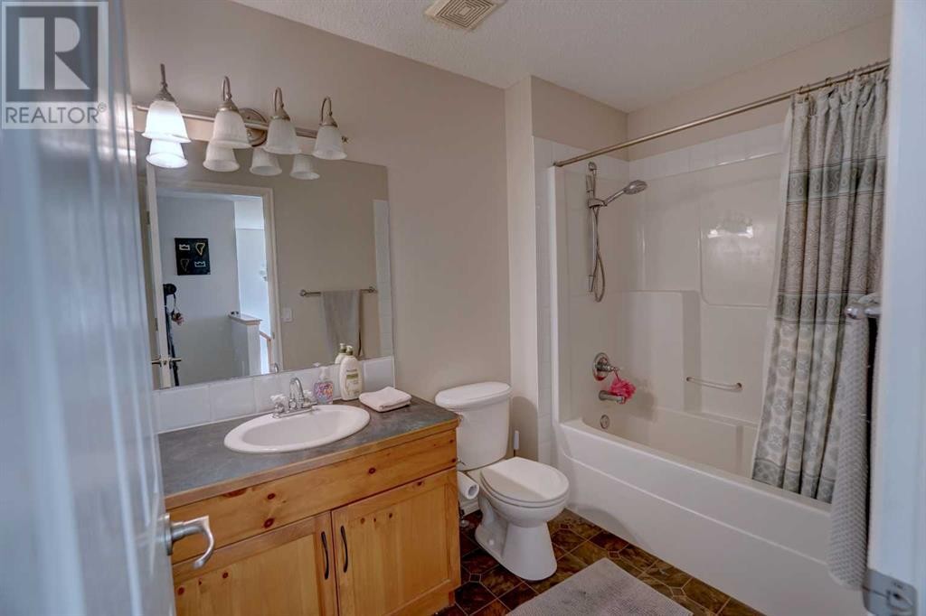 












70 Glensummit Close

,
Cochrane,




Alberta
T4C2K1


