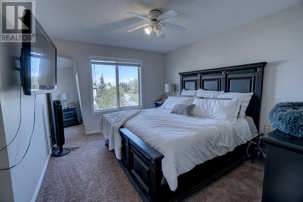 












70 Glensummit Close

,
Cochrane,




Alberta
T4C2K1

