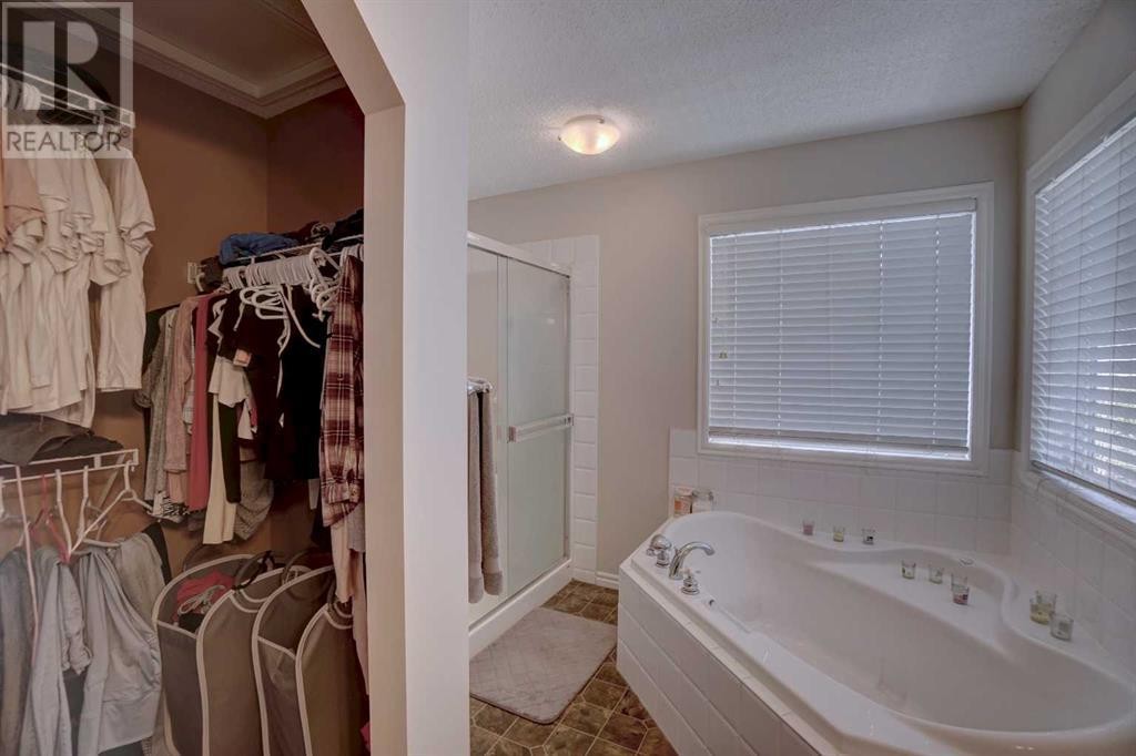 












70 Glensummit Close

,
Cochrane,




Alberta
T4C2K1

