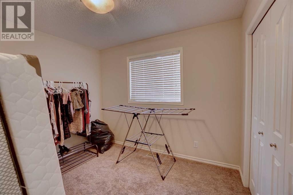 












70 Glensummit Close

,
Cochrane,




Alberta
T4C2K1

