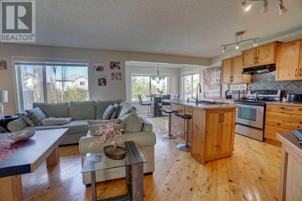 












70 Glensummit Close

,
Cochrane,




Alberta
T4C2K1

