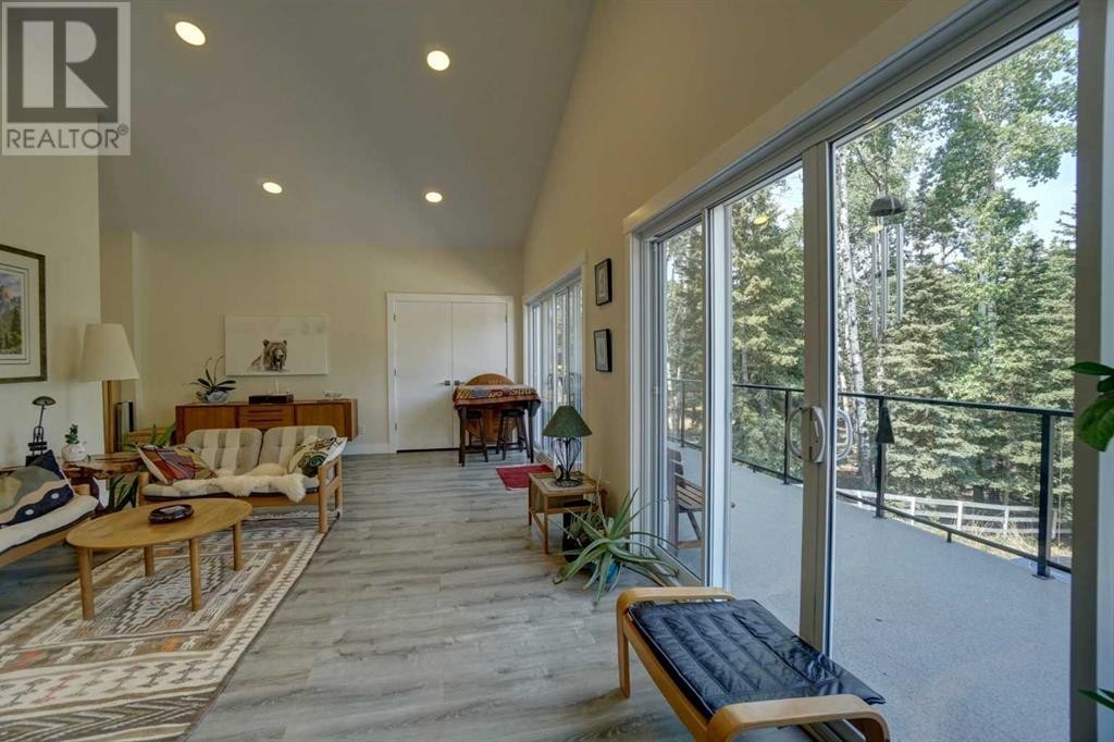 












50015 Township Road 282 Road

,
Rural Rocky View County,




Alberta
T4C2X3

