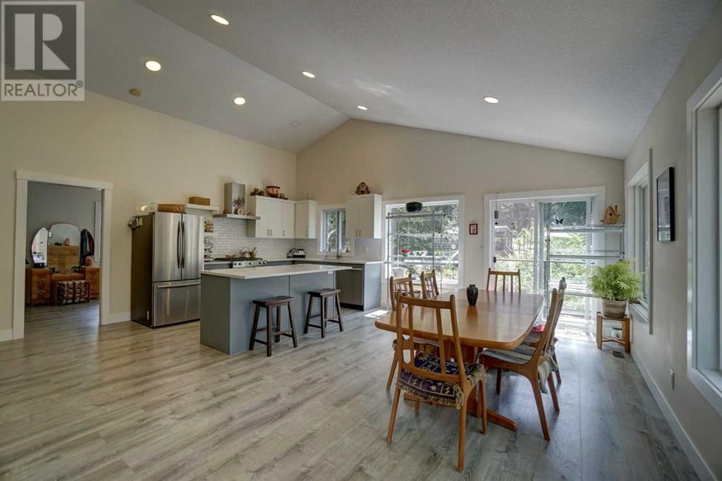 












50015 Township Road 282 Road

,
Rural Rocky View County,




Alberta
T4C2X3

