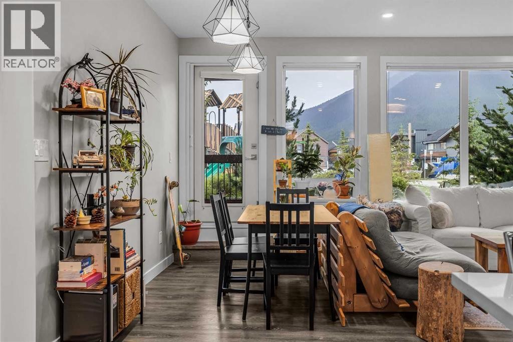 












117, 106 Stewart Creek Rise

,
Canmore,




Alberta
T1W0N3

