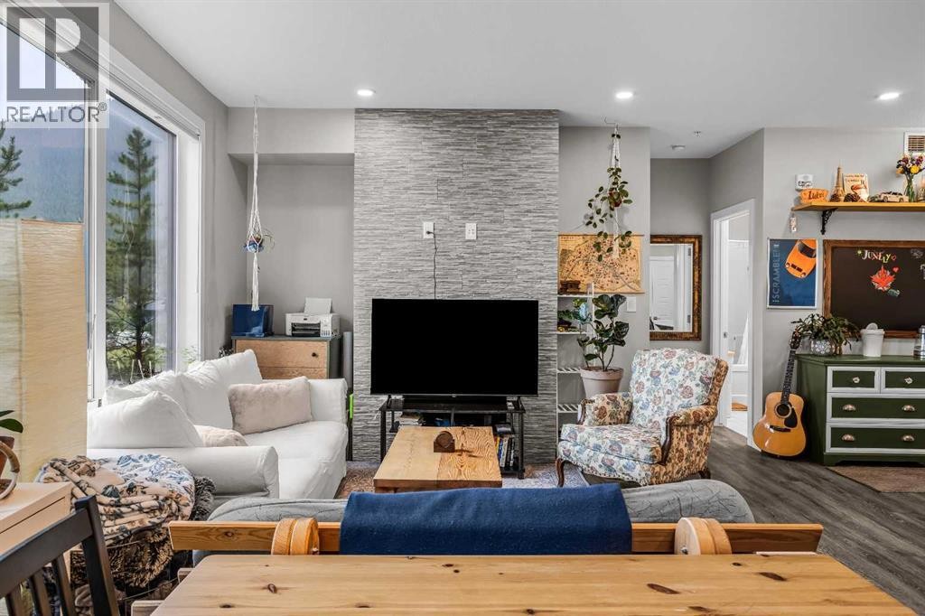 












117, 106 Stewart Creek Rise

,
Canmore,




Alberta
T1W0N3

