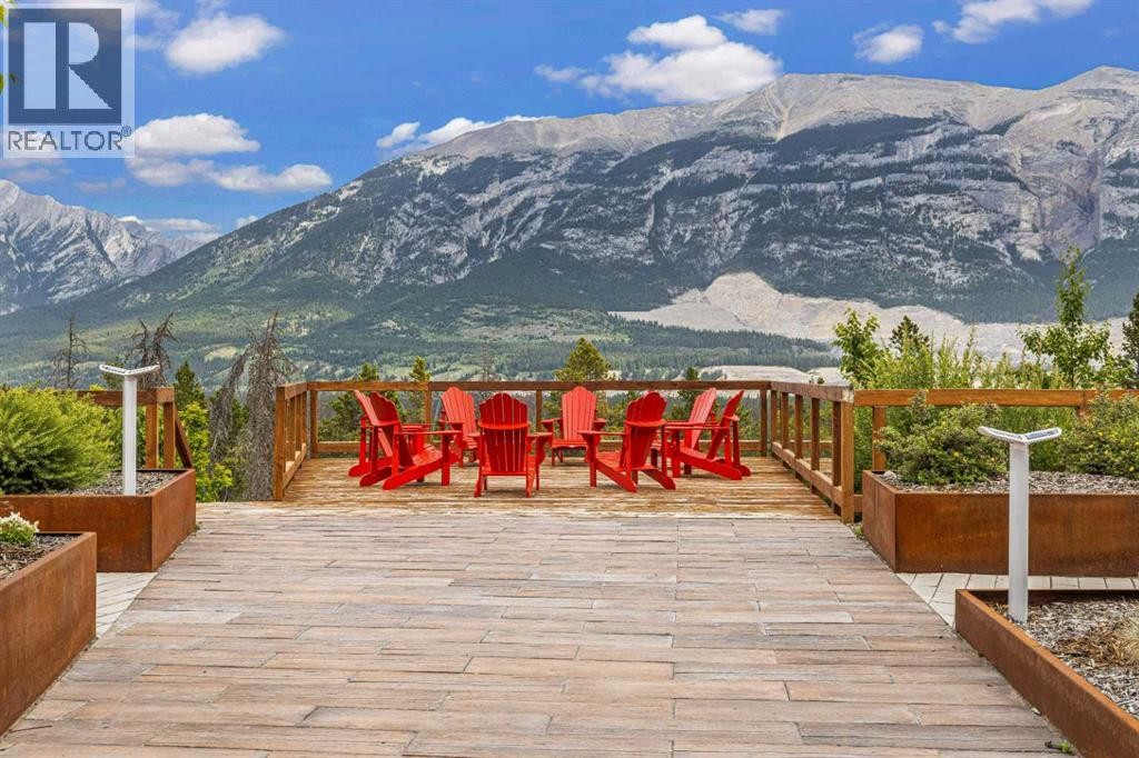 












117, 106 Stewart Creek Rise

,
Canmore,




Alberta
T1W0N3

