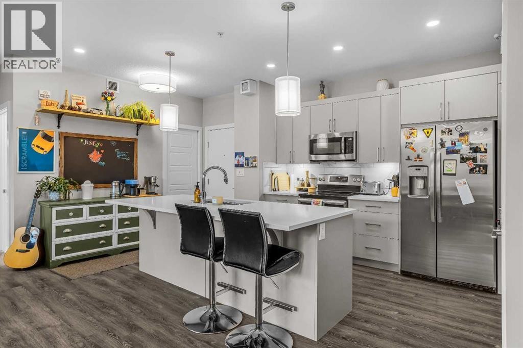 












117, 106 Stewart Creek Rise

,
Canmore,




Alberta
T1W0N3

