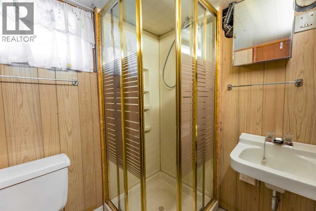 












104 Fraser Street

,
Hinton,




Alberta
T7V1B7

