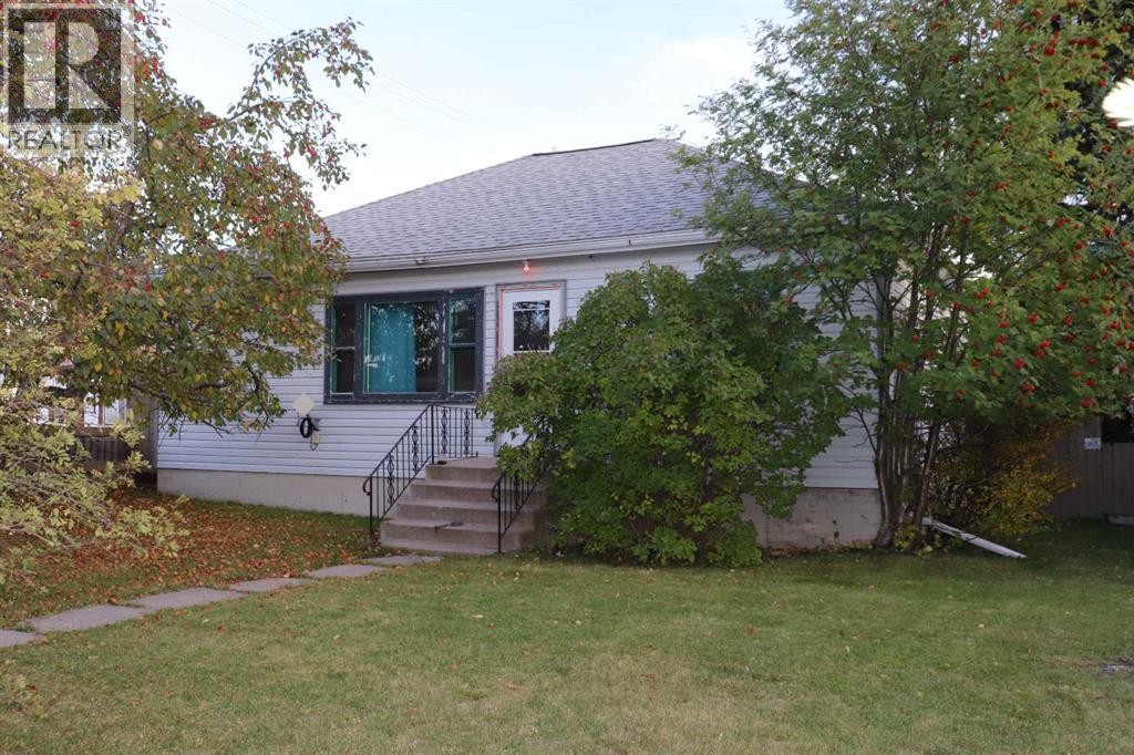 












5015 6 Avenue

,
Edson,




Alberta
T7E1T5


