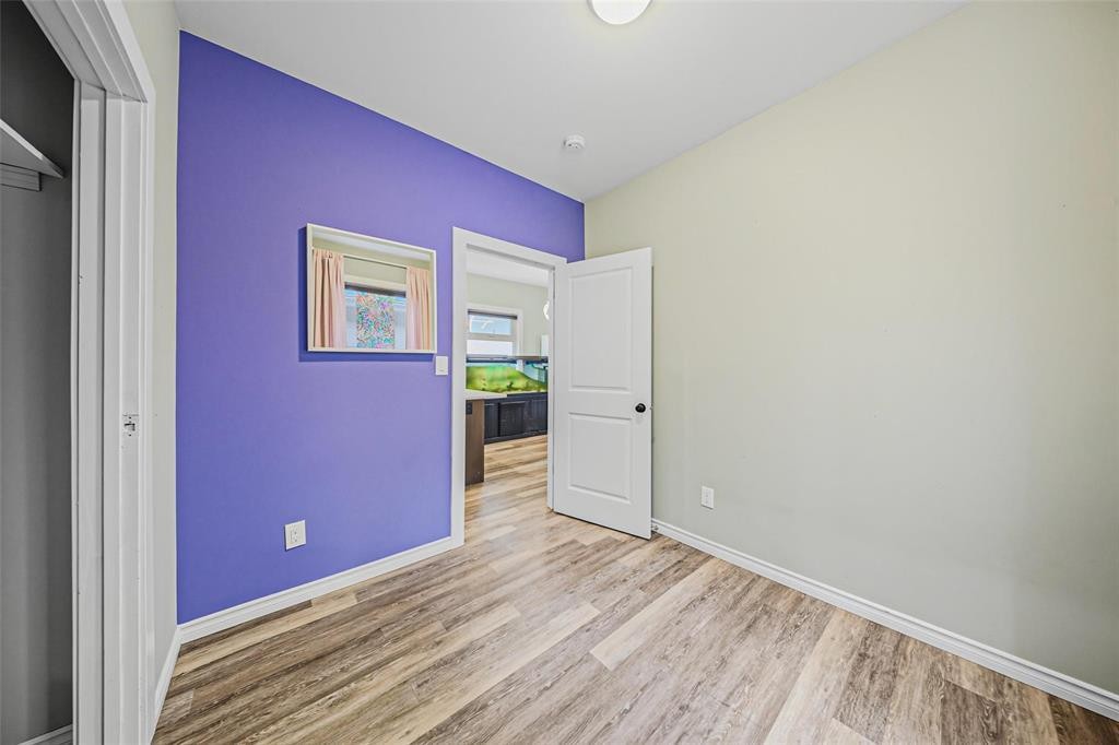 












217 Hampton Street

,
Winnipeg,




Manitoba
R3J1P5

