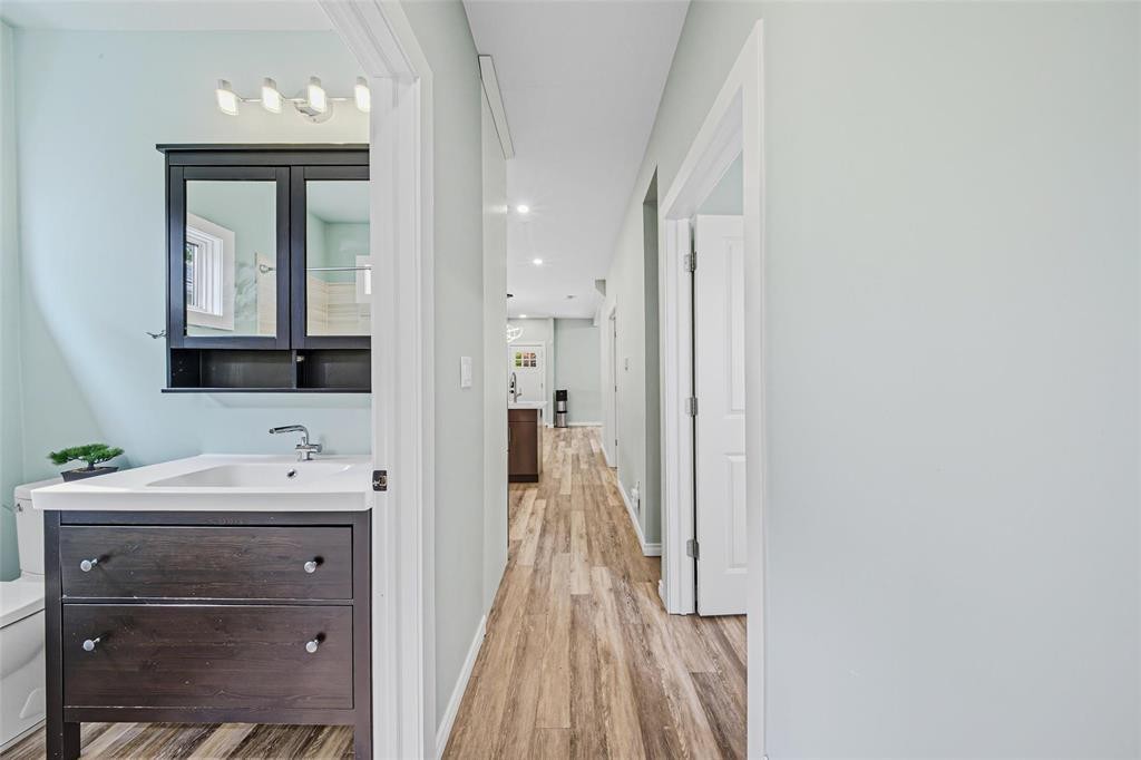 












217 Hampton Street

,
Winnipeg,




Manitoba
R3J1P5

