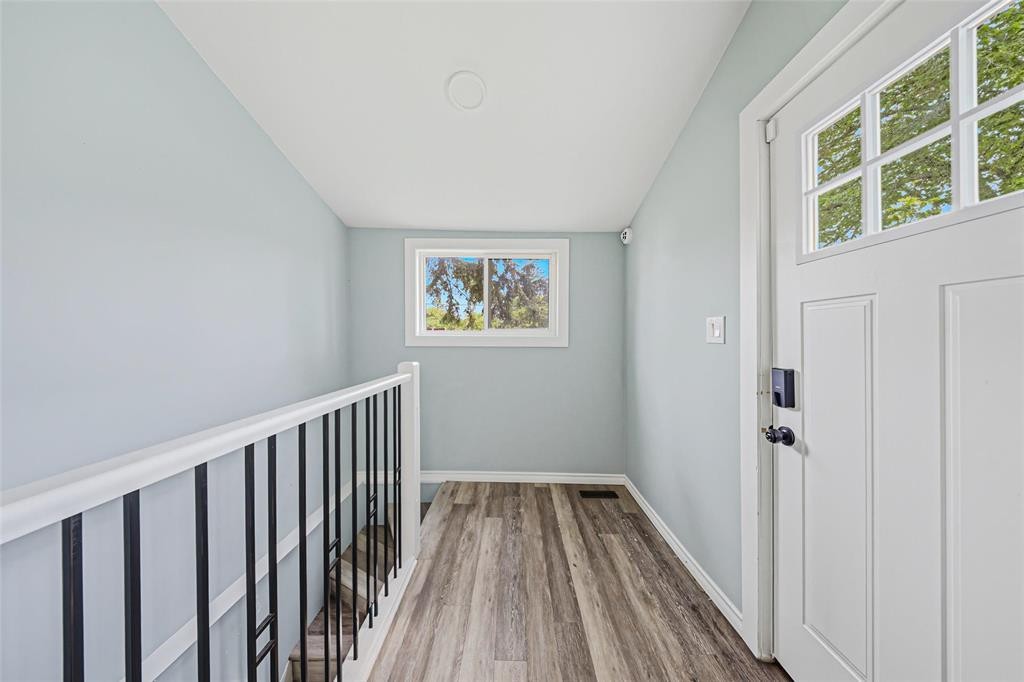 












217 Hampton Street

,
Winnipeg,




Manitoba
R3J1P5

