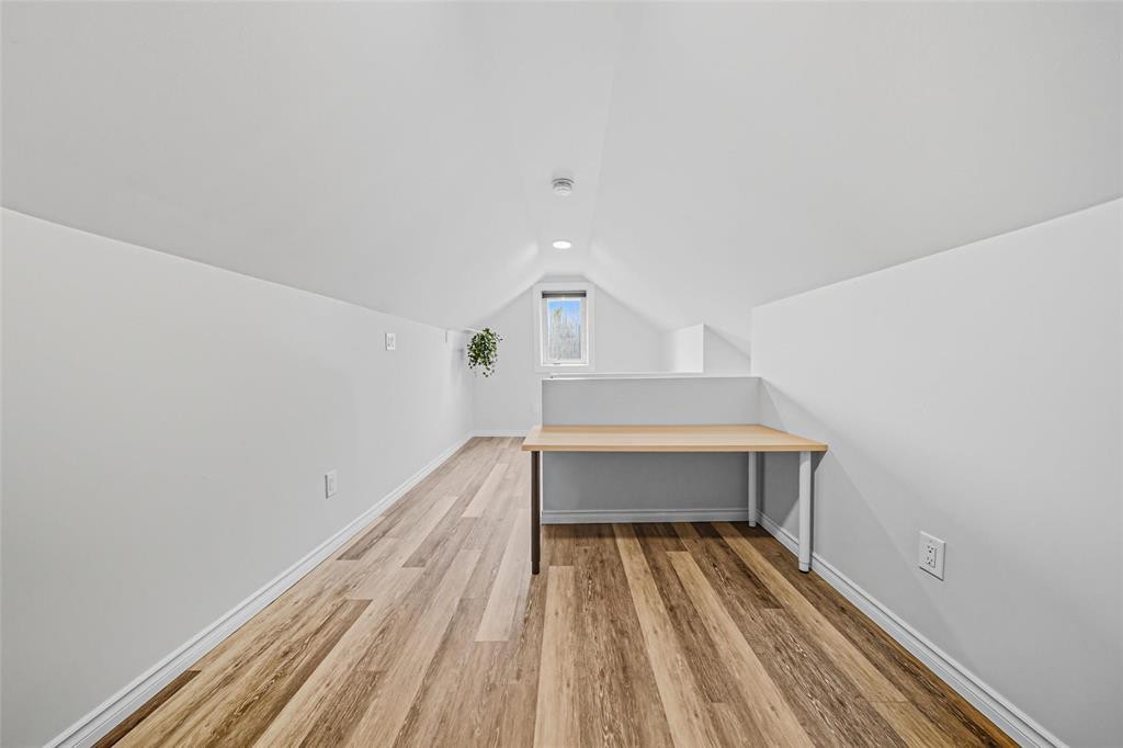 












217 Hampton Street

,
Winnipeg,




Manitoba
R3J1P5

