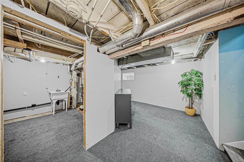 












217 Hampton Street

,
Winnipeg,




Manitoba
R3J1P5

