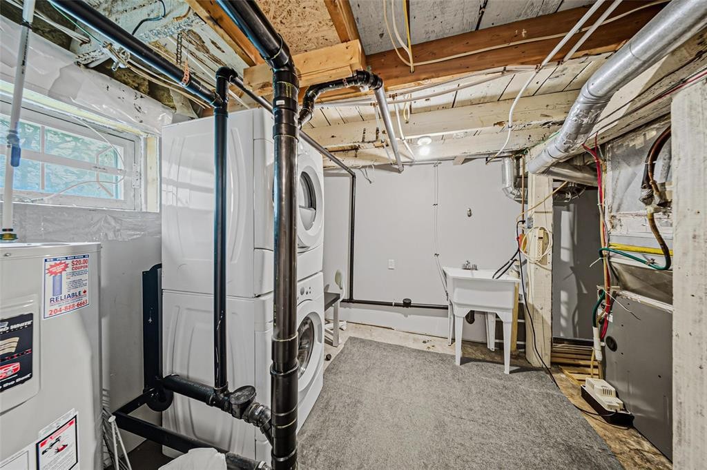 












217 Hampton Street

,
Winnipeg,




Manitoba
R3J1P5

