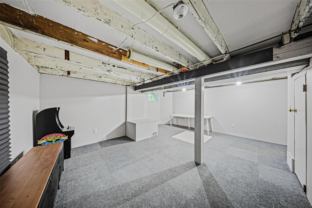 












217 Hampton Street

,
Winnipeg,




Manitoba
R3J1P5

