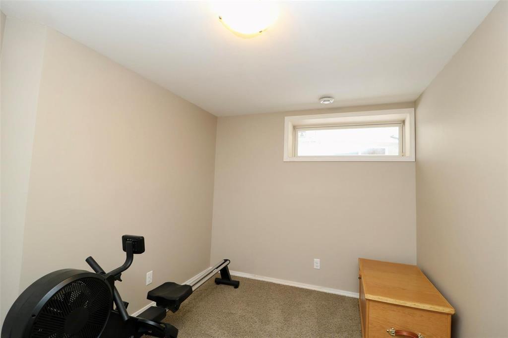 












32 Prudhomme Bay

,
Winnipeg,




Manitoba
R2N0B3

