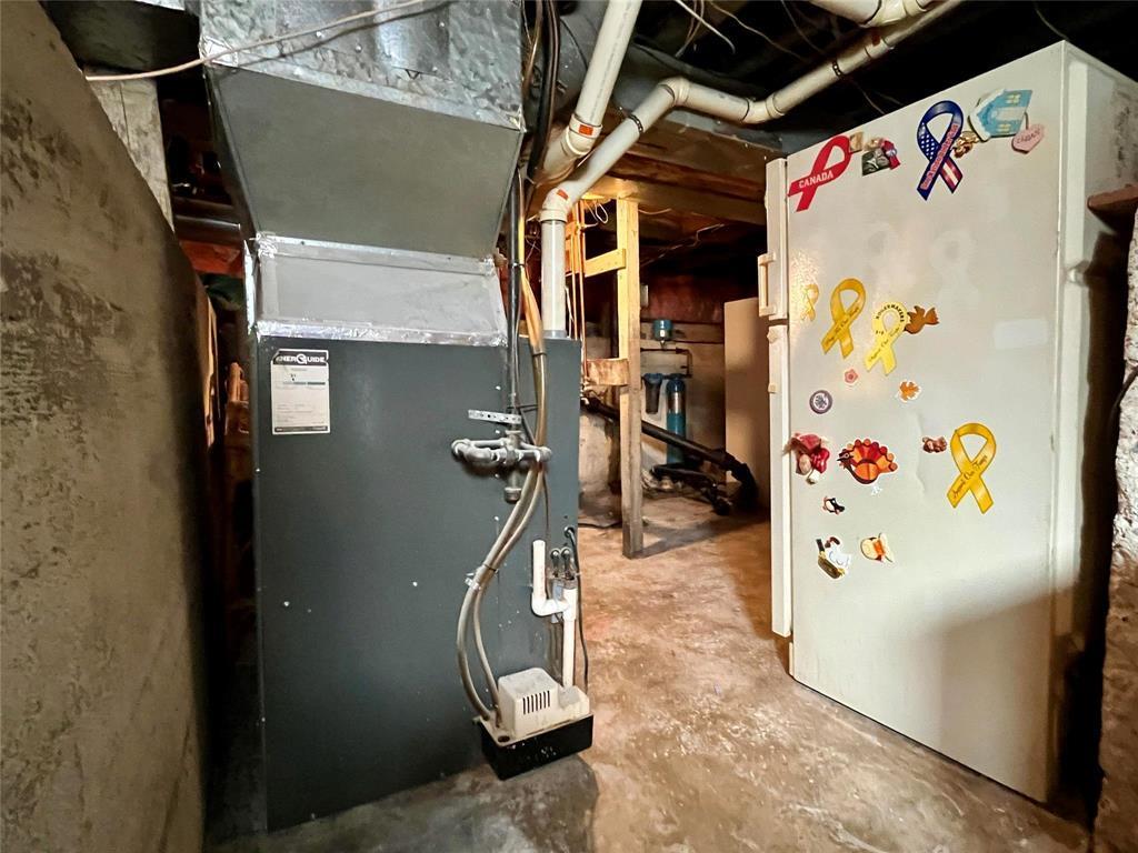 












832 Redwood Avenue

,
Winnipeg,




Manitoba
R3G3R3

